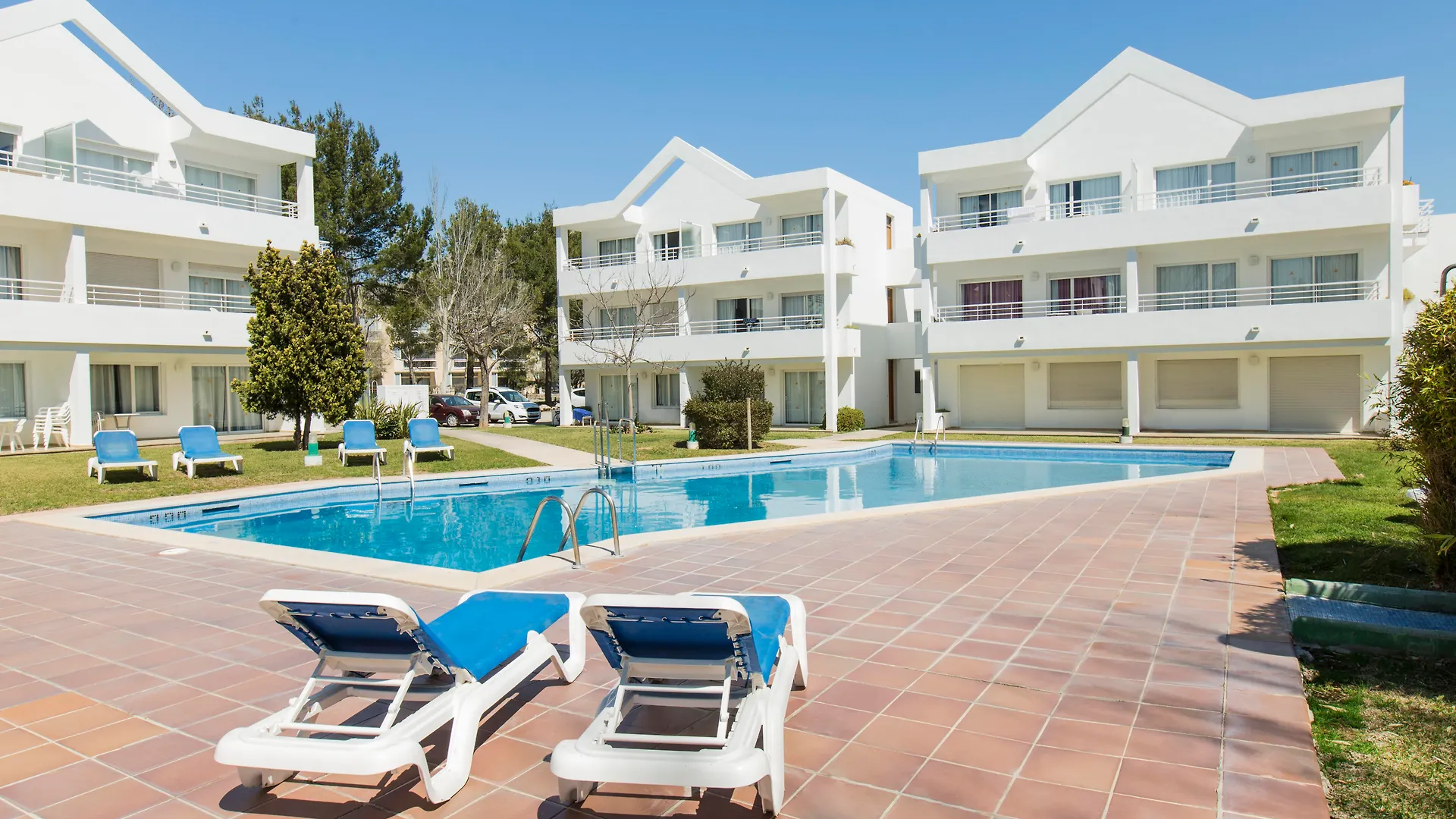Habitat Apartments Port de Pollenca 0*,  Spain
